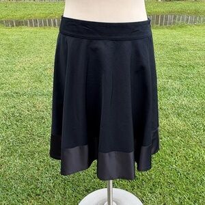 The Limited black with satin trim skirt size 8 New with tags